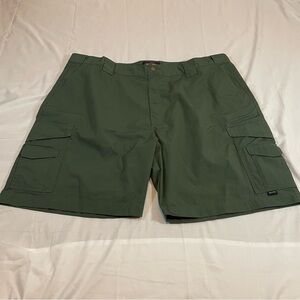 Try-Spec Cargo Shorts in Olive Green with Multiple Utility Pockets